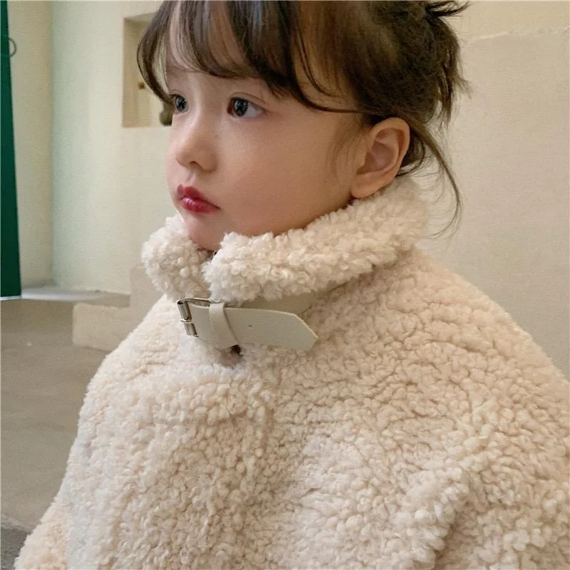 Girls' Sherpa Buckle-Collar Jacket — Beige — Buckle collar, close-up