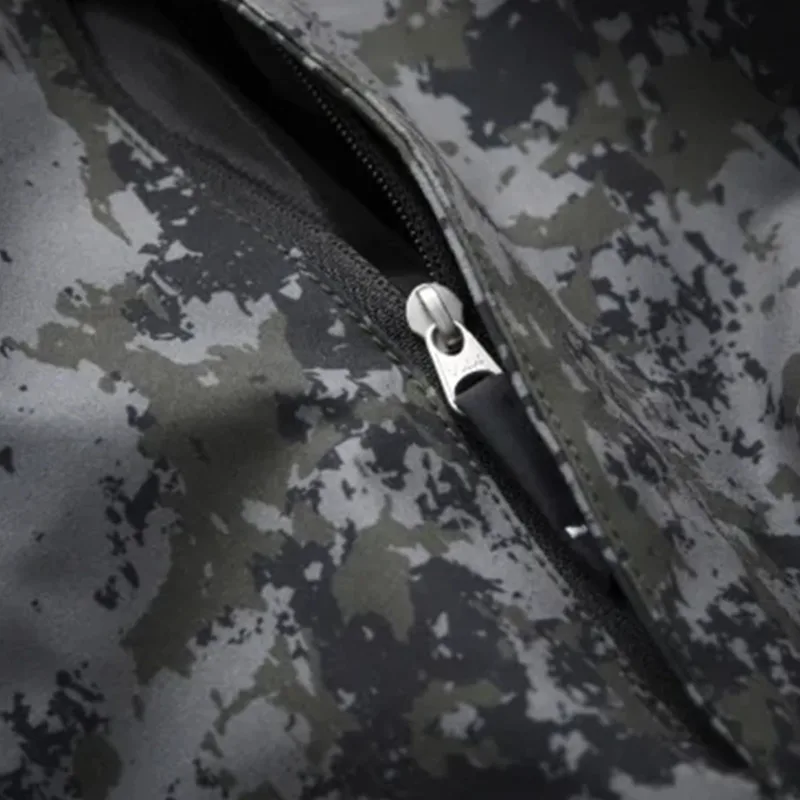 Men's Camo Hiking Softshell Jacket — 1 Colourway — Black Camo, zip pocket detail