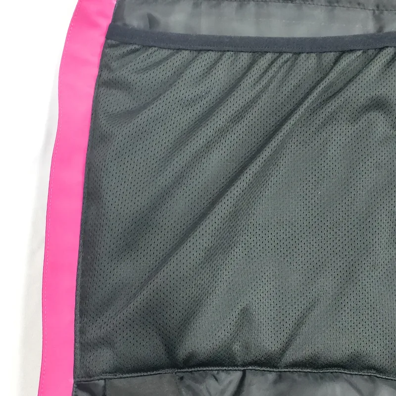 Men's Colour-Block Softshell Jacket — 1 Colourway — Colour-Block, mesh lining close-up