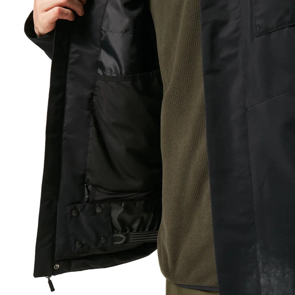 Men's Snowboard Jacket — Black & Olive — lining and inner pocket detail