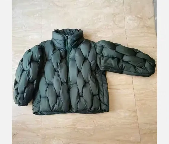 Men’s Woven-Quilt Puffer Jacket — 6 Colourways — Dark Green, front view