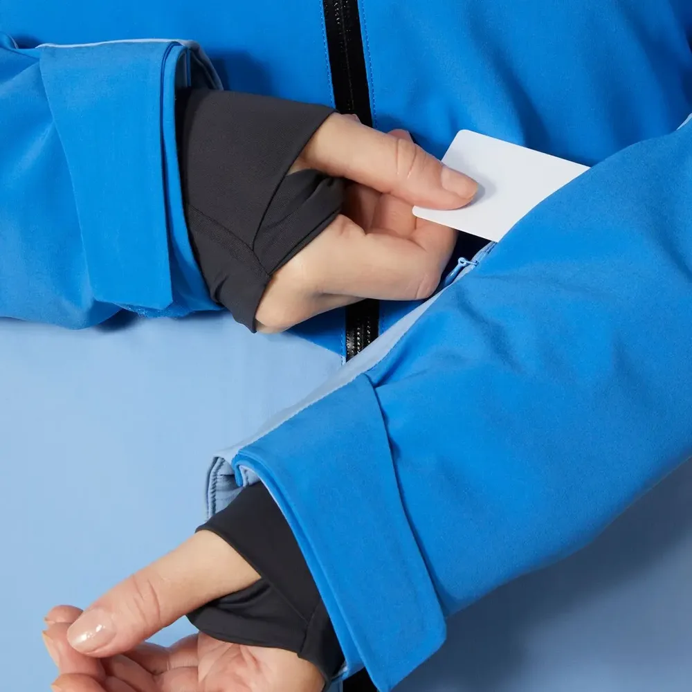 Women's Snowboard Jacket — Blue — Blue / Light Blue, sleeve pass pocket detail